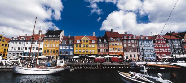 Tag med Riis Rejser på denne dejlige rejse til København, og oplev Cirkusrevyen